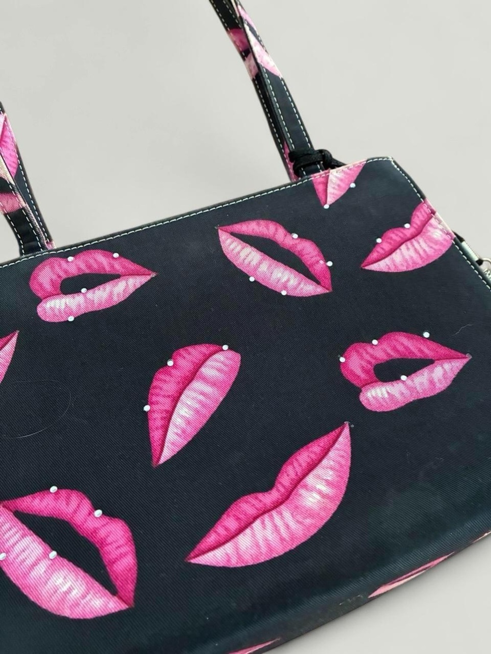 Y2K Rhinestone Lipstick Purse - Picture 3 of 8